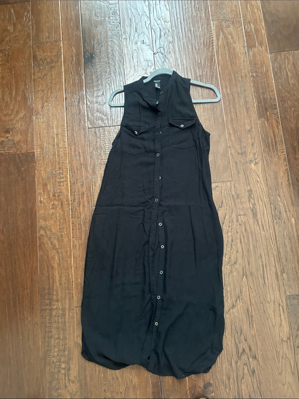 Forever 21 Black Sleeveless Button-Down Shirt Dress
